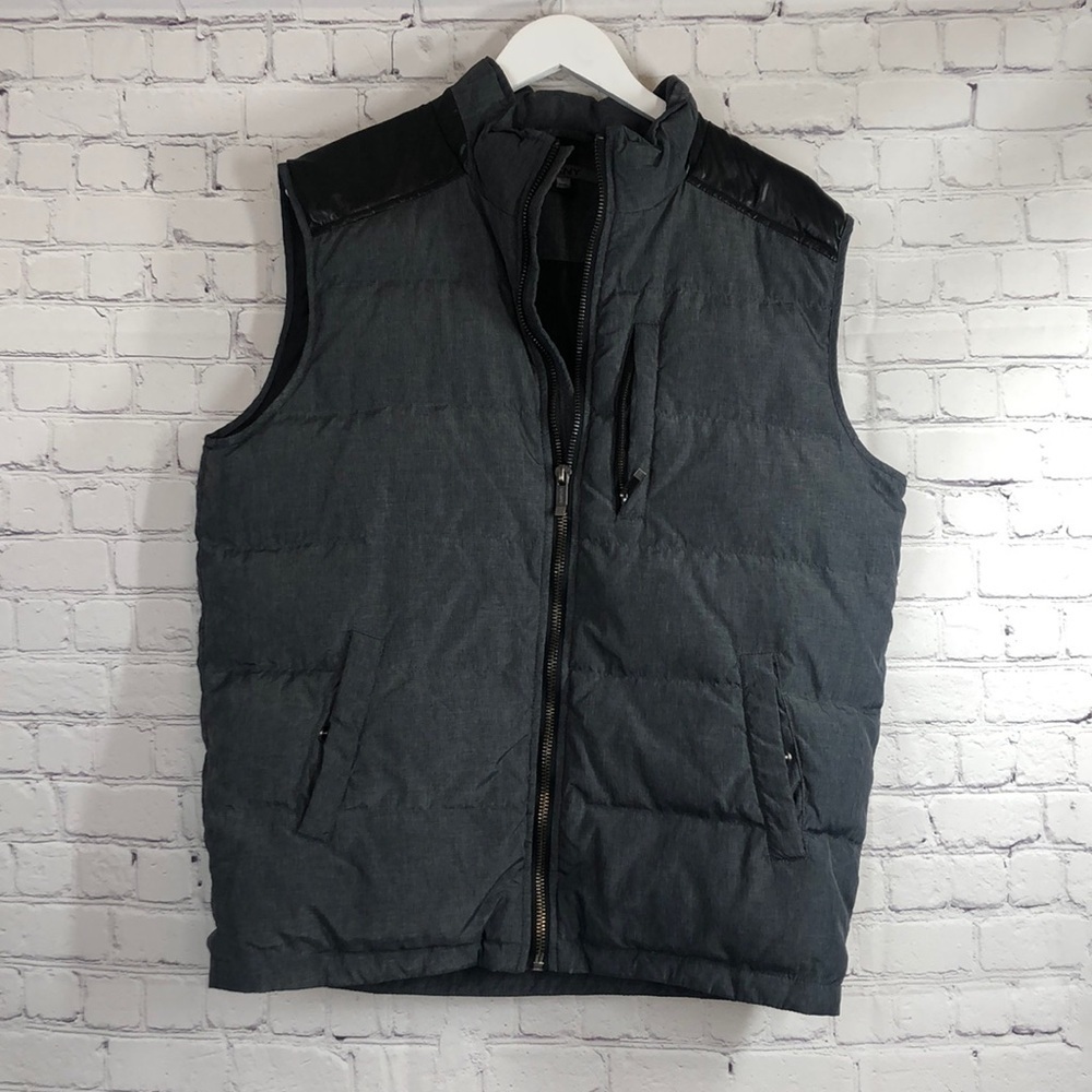 DKNY vest men